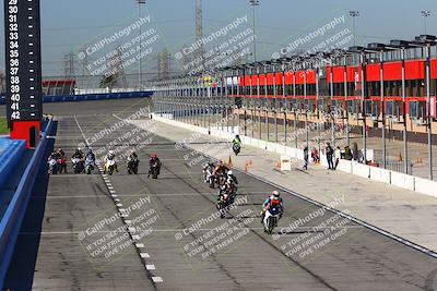 media/Jan-21-2023-Fastrack Riders (Sat) [[fcf3f88a30]]/Level 4/Session 2 Nascar 1/